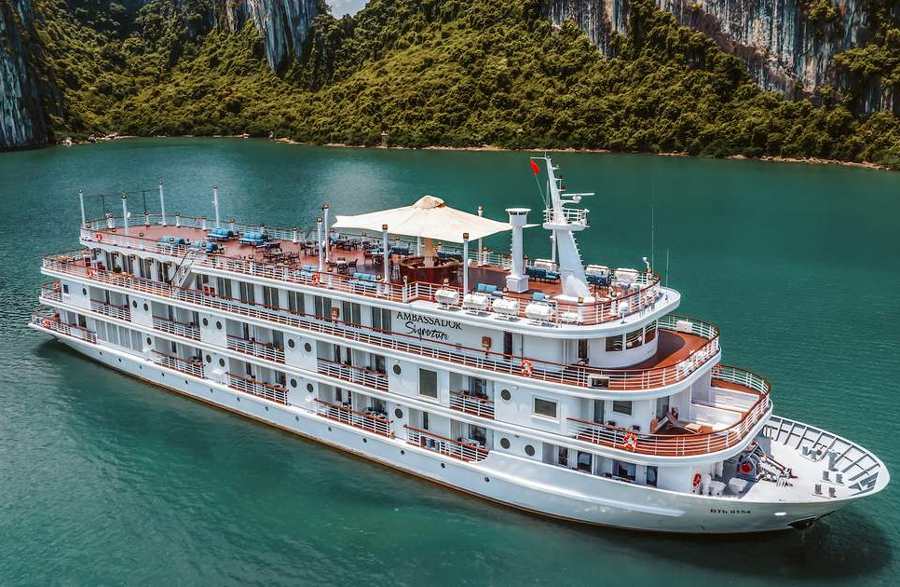 Ambassador Cruise vietnam at life in Classic