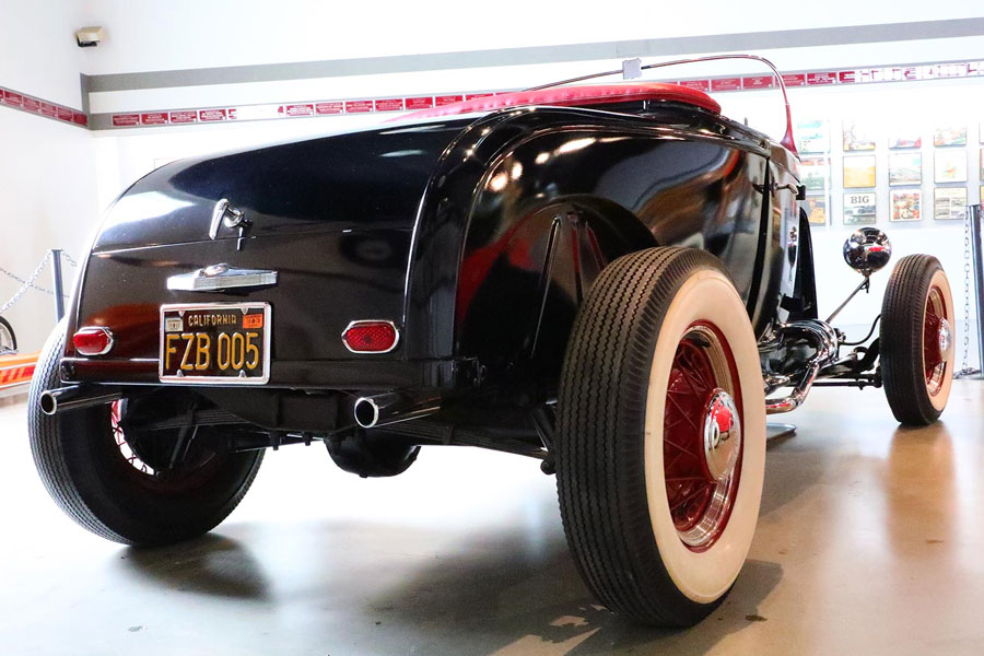 Elvis hot rod at World´s fair - Life in Classic